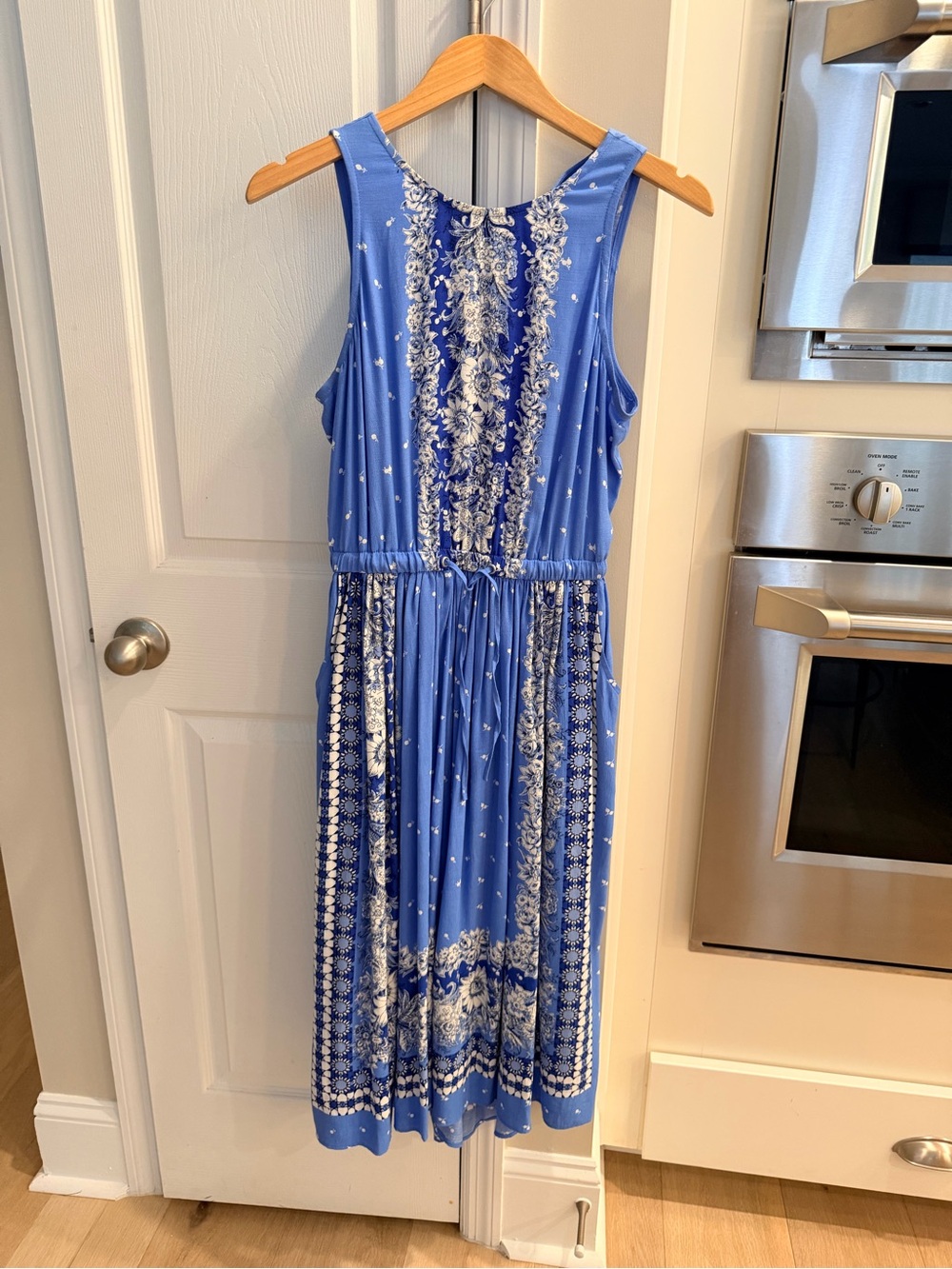 LOFT Blue dress with cut out